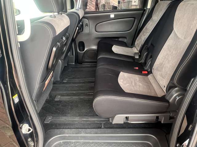 日産 セレナ ２．０ ライダー Ｓ－ＨＹＢＲＩＤ H25年 (九州・沖縄) 99