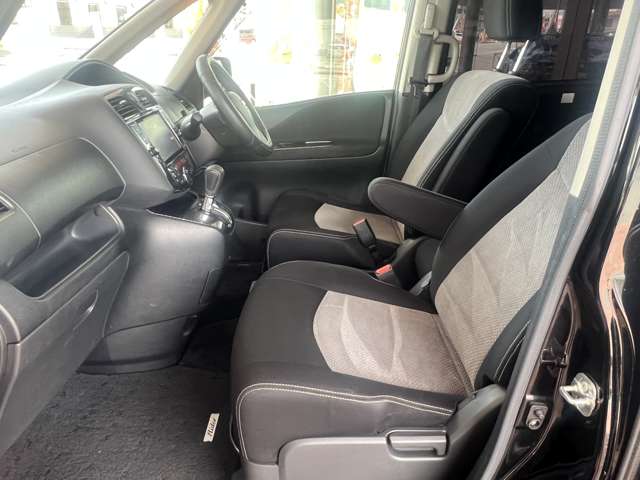 日産 セレナ ２．０ ライダー Ｓ－ＨＹＢＲＩＤ H25年 (九州・沖縄) 99
