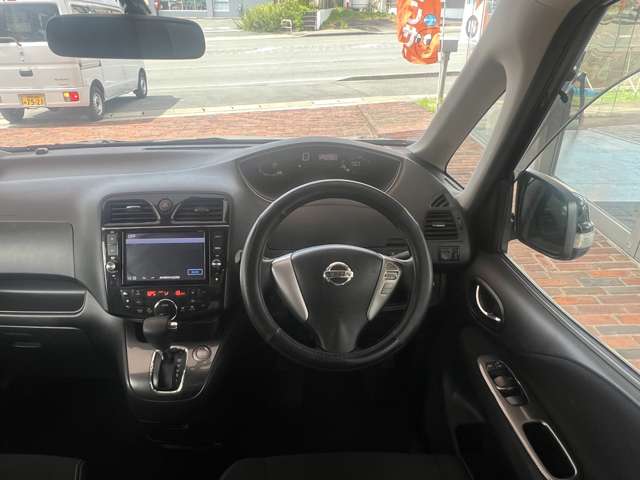 日産 セレナ ２．０ ライダー Ｓ－ＨＹＢＲＩＤ H25年 (九州・沖縄) 99