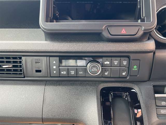 ホンダ Ｎ　ＢＯＸ カスタム ６６０ R7年 (近畿) 99