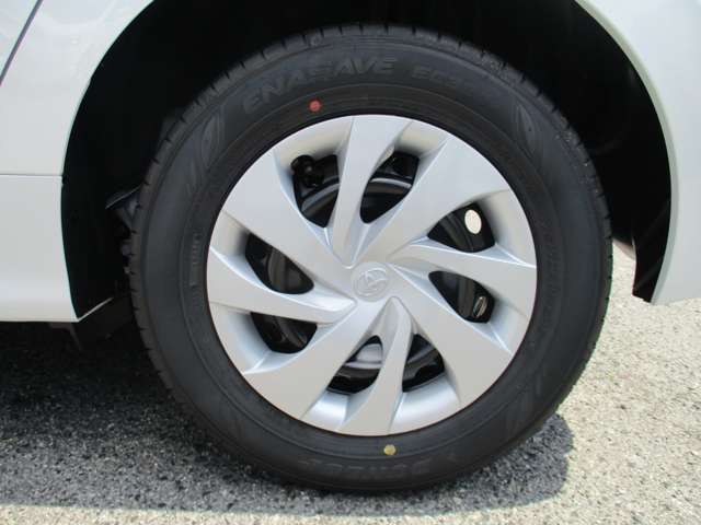 トヨタ ヤリス １．０ Ｇ R8年 (中国) 99