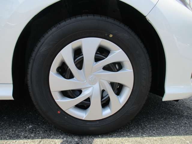 トヨタ ヤリス １．０ Ｇ R8年 (中国) 99