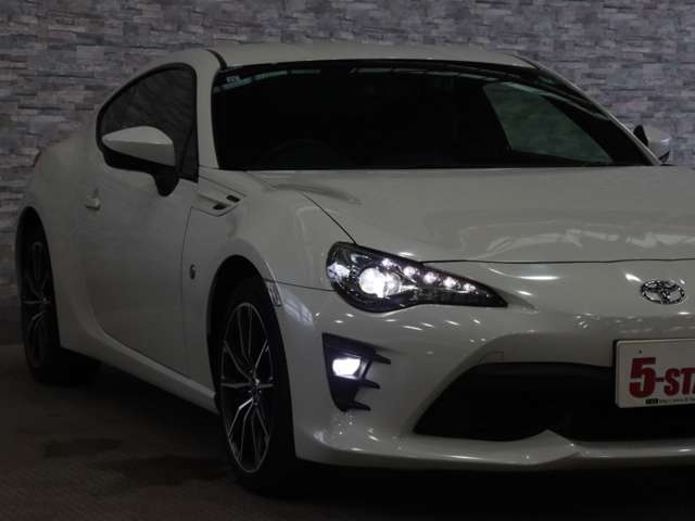 トヨタ ８６ ２．０ ＧＴ H29年 (関東) 99
