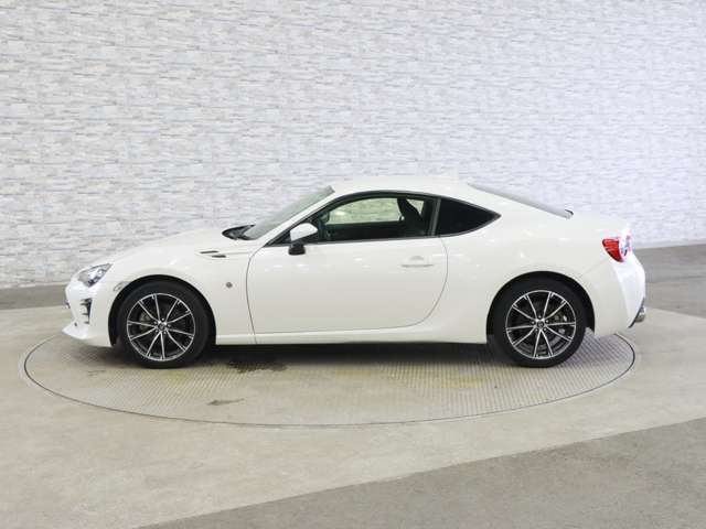 トヨタ ８６ ２．０ ＧＴ H29年 (関東) 99