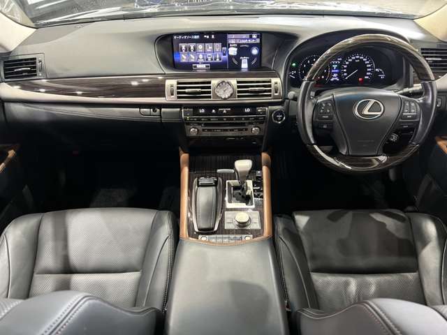 レクサス ＬＳハイブリッド ６００Ｈ バージョンＬ ４ＷＤ H26年 (関東) 99