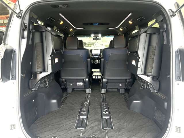 トヨタ ヴェルファイア ２．５ Ｚ Ａエディション ゴールデンアイズ ４ＷＤ H28年 (関東) 99