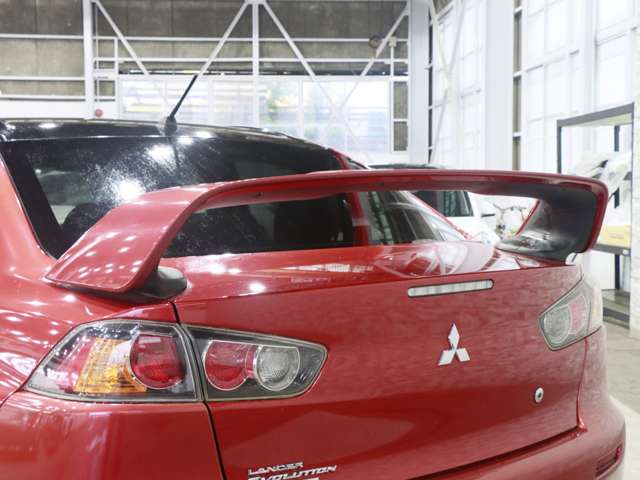 三菱 ランサー ２．０ ファイナルエディション ４ＷＤ H27年 (関東) 99