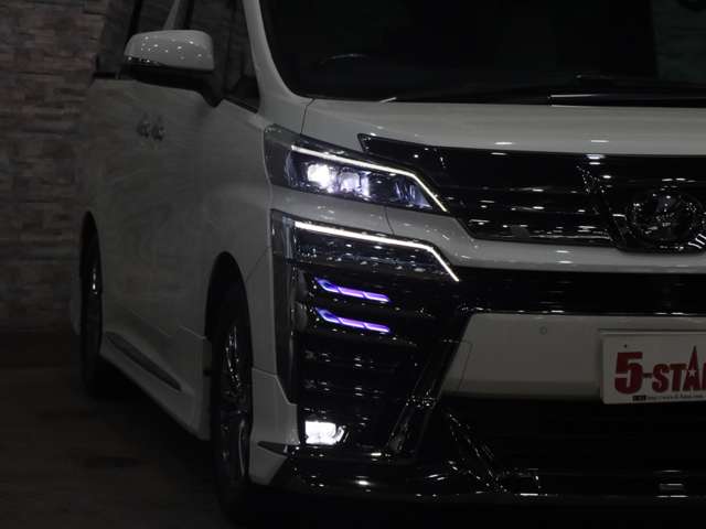 トヨタ ヴェルファイア ３．５ エグゼクティブラウンジ Ｚ R1年 (関東) 99