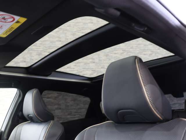 トヨタ クラウン　スポーツ　ハイブリッド ２．５ Ｚ Ｅ－ＦＯＵＲ ４ＷＤ R6年 (関東) 99