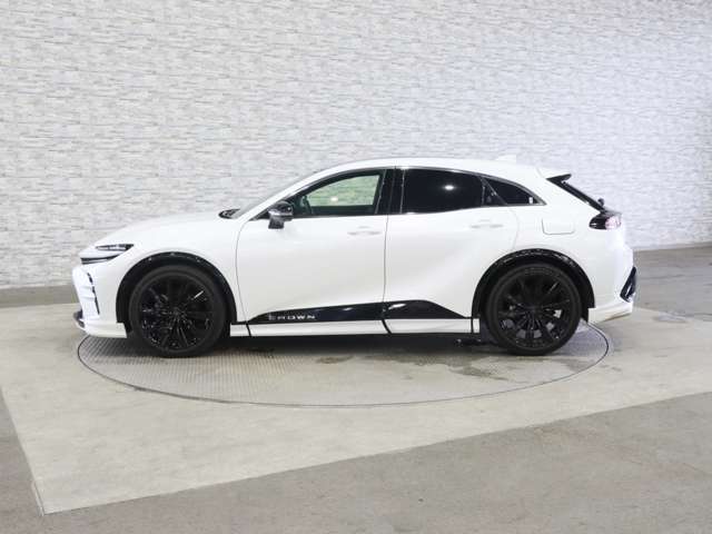 トヨタ クラウン　スポーツ　ハイブリッド ２．５ Ｚ Ｅ－ＦＯＵＲ ４ＷＤ R6年 (関東) 99