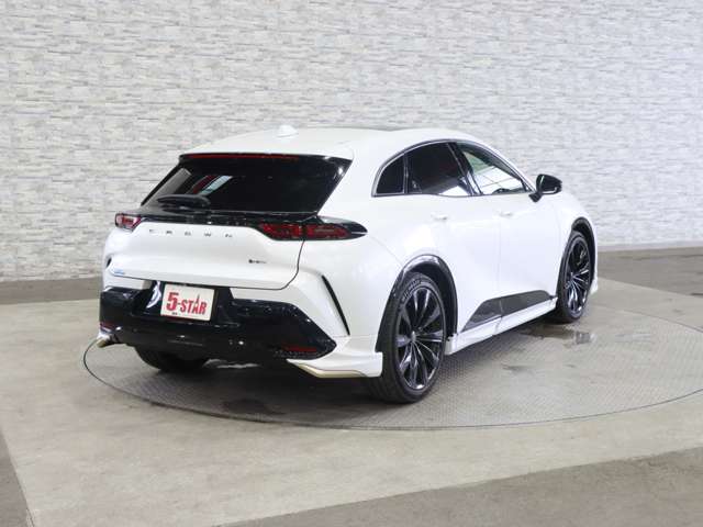 トヨタ クラウン　スポーツ　ハイブリッド ２．５ Ｚ Ｅ－ＦＯＵＲ ４ＷＤ R6年 (関東) 99