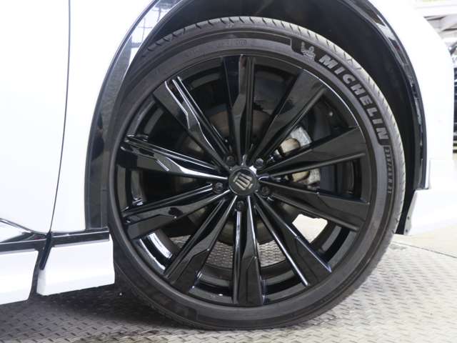 トヨタ クラウン　スポーツ　ハイブリッド ２．５ Ｚ Ｅ－ＦＯＵＲ ４ＷＤ R6年 (関東) 99