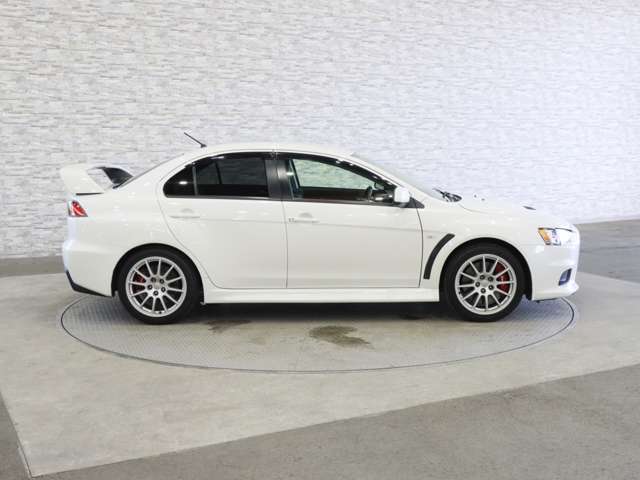 三菱 ランサー ２．０ ＧＳＲ Ｘ ４ＷＤ H21年 (関東) 99