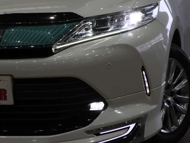 トヨタ ハリアー ２．０ プレミアム R1年 (関東) 99