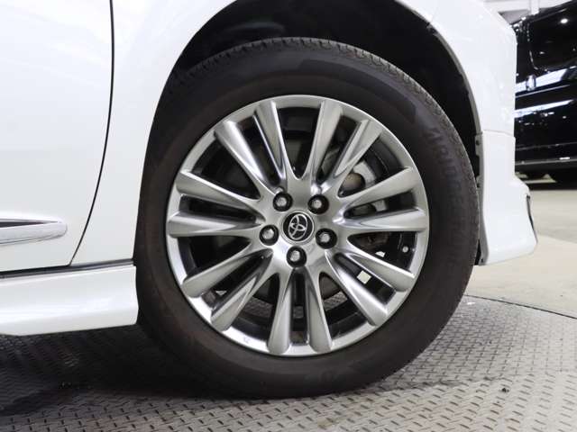 トヨタ ハリアー ２．０ プレミアム R1年 (関東) 99