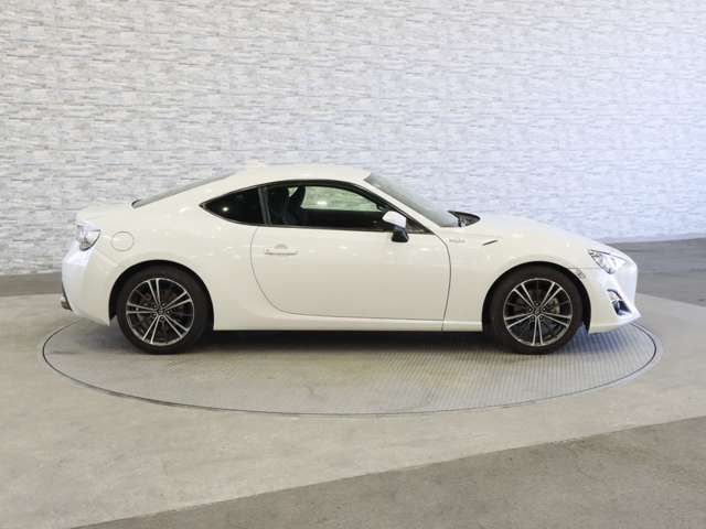 トヨタ ８６ ２．０ ＧＴ H28年 (関東) 99
