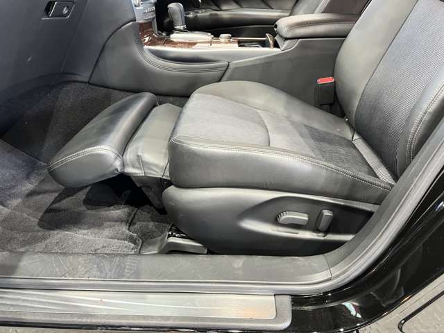 日産 フーガ ２．５ ２５０ＧＴ H27年 (関東) 99