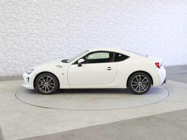 トヨタ ８６ ２．０ ＧＴ H29年 (関東) 99