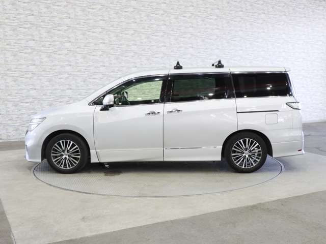 日産 エルグランド ３．５ ３５０ハイウェイスター ４ＷＤ H26年 (関東) 99