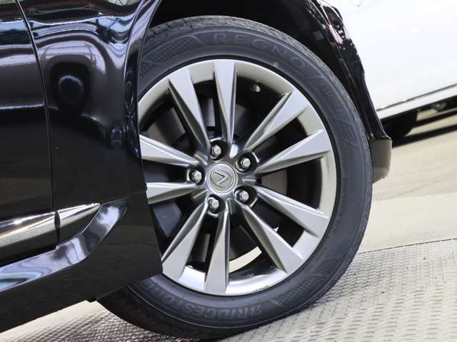 レクサス ＬＳハイブリッド ６００Ｈ バージョンＣ Ｉパッケージ ４ＷＤ H25年 (関東) 99