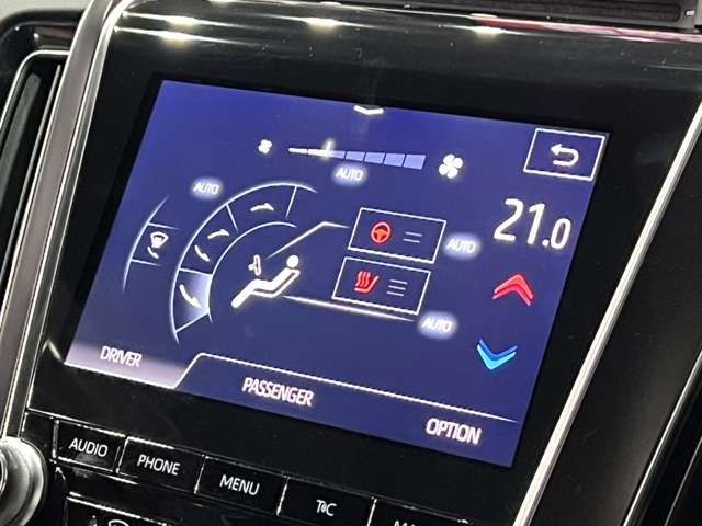 トヨタ クラウン　ハイブリッド ハイブリッド ２．５ Ｓ Ｃパッケージ H30年 (関東) 99