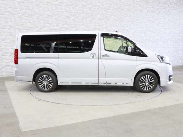 トヨタ グランエース ２．８ プレミアム ディーゼルターボ R2年 (関東) 99