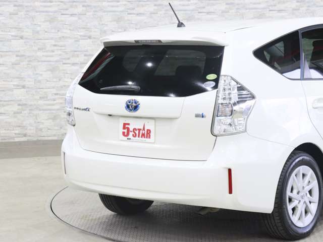 トヨタ プリウスΑ １．８ Ｓ H24年 (関東) 99