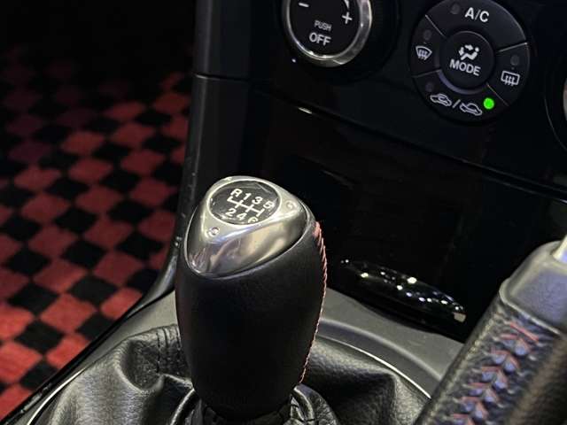 マツダ ＲＸ−８ スピリットＲ H24年 (関東) 99