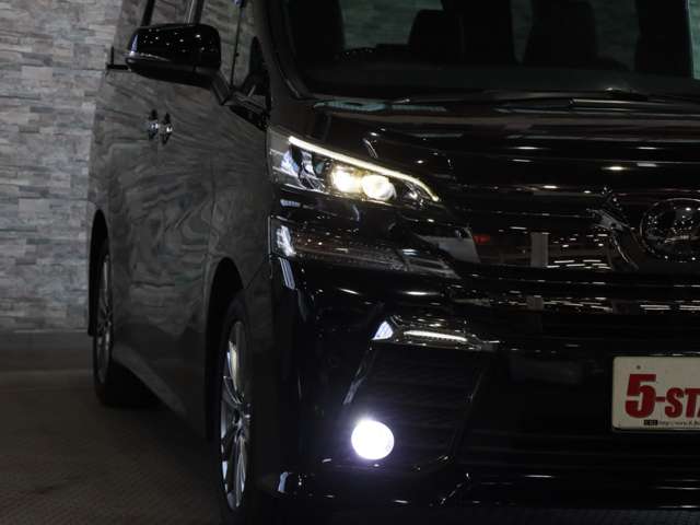 トヨタ ヴェルファイア ２．５ Ｚ Ａエディション ゴールデンアイズ H29年 (関東) 99