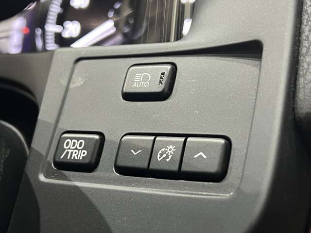 トヨタ クラウン ２．５ ロイヤル H29年 (関東) 99