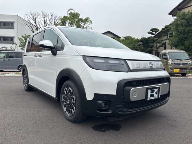 ホンダ フリード　ハイブリッド １．５ Ｅ：ＨＥＶ クロスター R8年 (九州・沖縄) 99