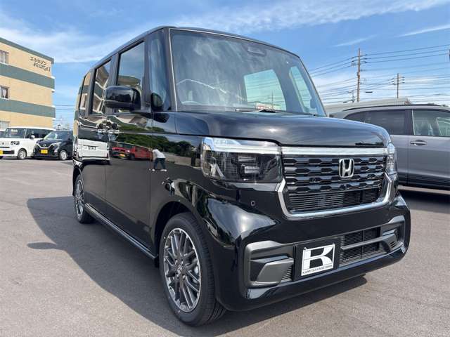 ホンダ Ｎ　ＢＯＸ カスタム ６６０ ターボ R8年 (九州・沖縄) 99