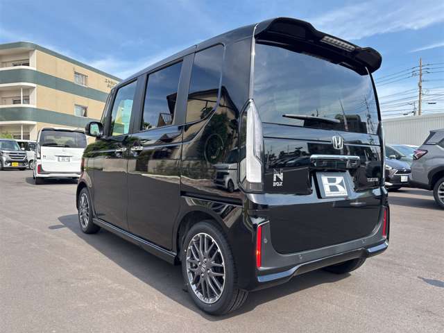 ホンダ Ｎ　ＢＯＸ カスタム ６６０ ターボ R8年 (九州・沖縄) 99