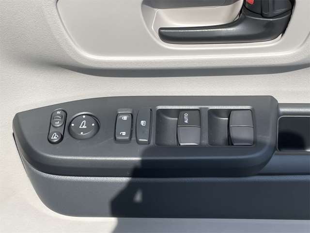 ホンダ Ｎ　ＢＯＸ ６６０ R8年 (九州・沖縄) 99