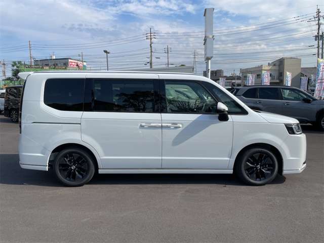 ホンダ ステップワゴン　ハイブリッド ２．０ Ｅ：ＨＥＶ スパーダ R8年 (九州・沖縄) 99