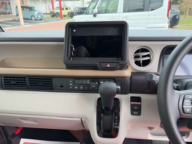 ホンダ Ｎ　ＢＯＸ ６６０ R8年 (九州・沖縄) 99