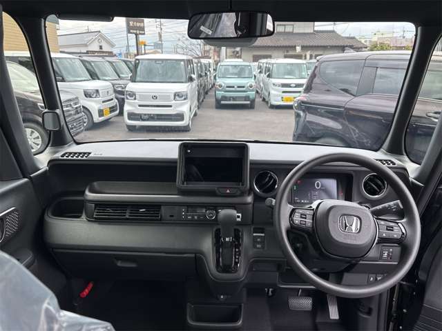 ホンダ Ｎ　ＢＯＸ カスタム ６６０ R8年 (九州・沖縄) 99