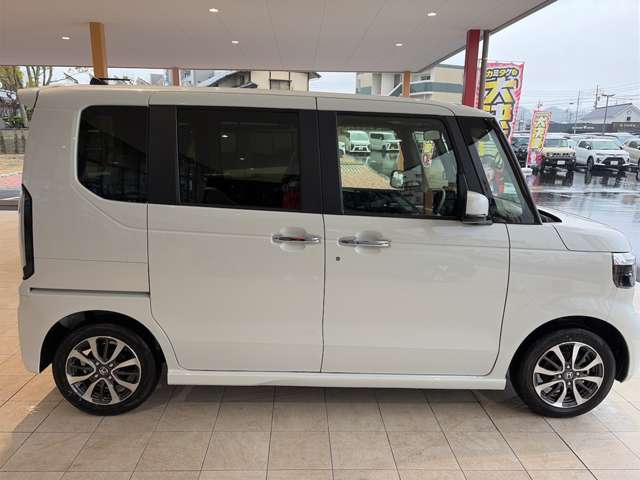 ホンダ Ｎ　ＢＯＸ カスタム ６６０ R8年 (九州・沖縄) 99