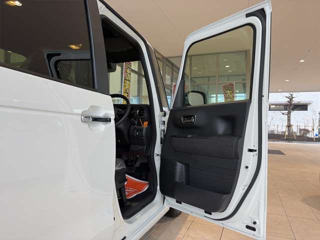 ホンダ Ｎ　ＢＯＸ カスタム ６６０ R8年 (九州・沖縄) 99
