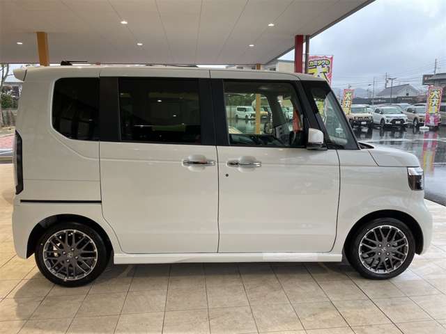 ホンダ Ｎ　ＢＯＸ カスタム ６６０ ターボ R8年 (九州・沖縄) 99