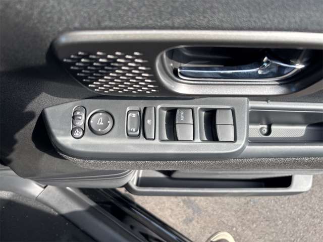 ホンダ Ｎ　ＢＯＸ カスタム ６６０ R8年 (九州・沖縄) 99