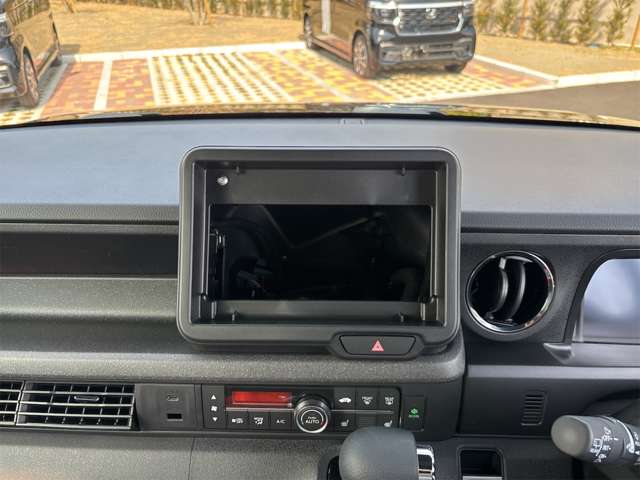 ホンダ Ｎ　ＢＯＸ カスタム ６６０ R8年 (九州・沖縄) 99