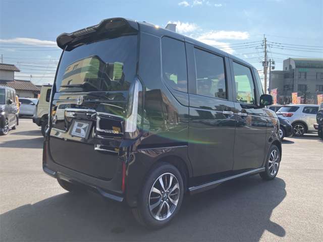 ホンダ Ｎ　ＢＯＸ カスタム ６６０ R8年 (九州・沖縄) 99