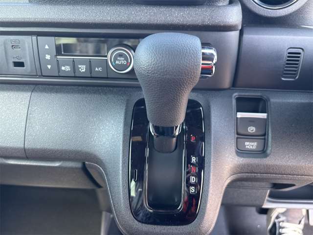 ホンダ Ｎ　ＢＯＸ カスタム ６６０ R8年 (九州・沖縄) 99