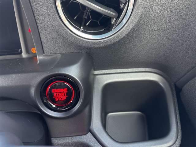ホンダ Ｎ　ＢＯＸ カスタム ６６０ ターボ R8年 (九州・沖縄) 99