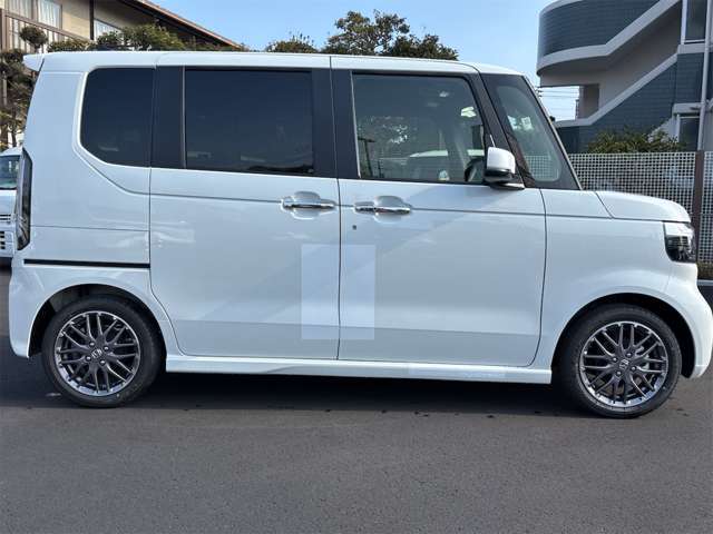 ホンダ Ｎ　ＢＯＸ カスタム ６６０ ターボ R8年 (九州・沖縄) 99