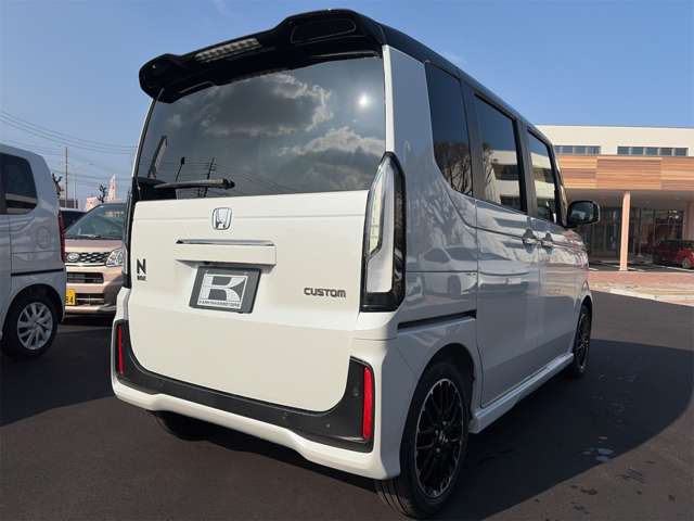 ホンダ Ｎ　ＢＯＸ カスタム ６６０ ターボ R8年 (九州・沖縄) 99