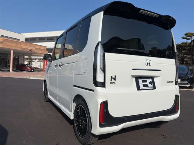 ホンダ Ｎ　ＢＯＸ カスタム ６６０ ターボ R8年 (九州・沖縄) 99