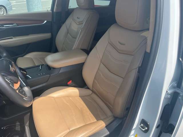 キャデラック ＸＴ５　クロスオーバー プラチナム ４ＷＤ H30年 (東海) 99