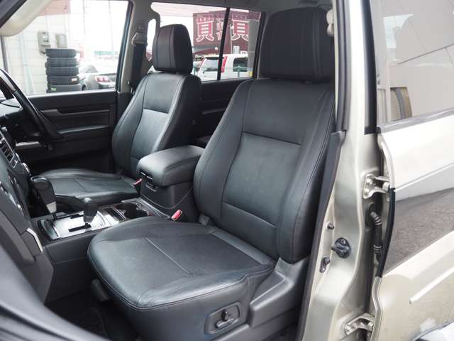 三菱 パジェロ ３．２ ロング スーパーエクシード ディーゼルターボ ４ＷＤ H26年 (甲信越・北陸) 99